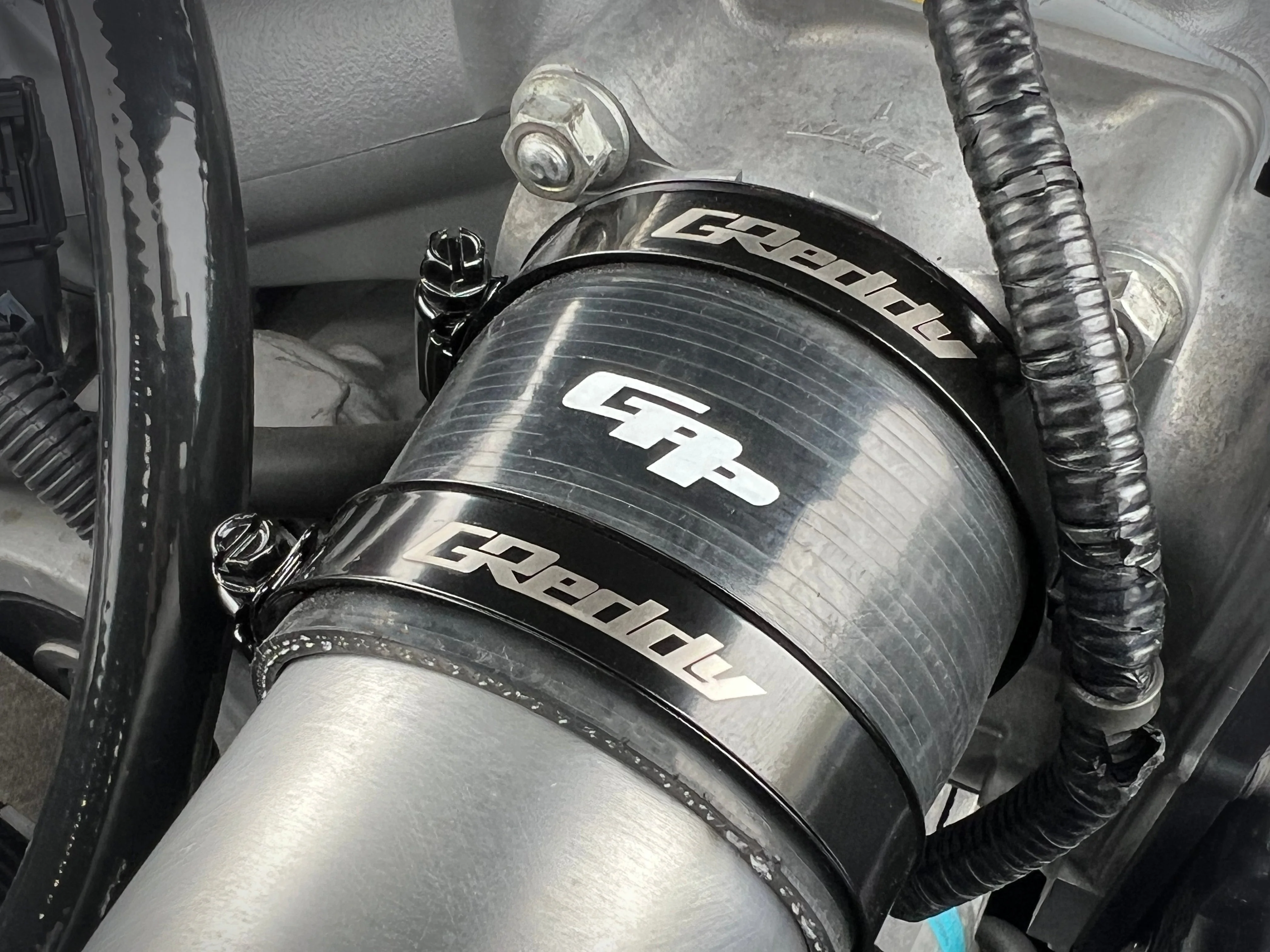 GReddy Dual-Bead Boost Clamp(s) - Black - Image 4
