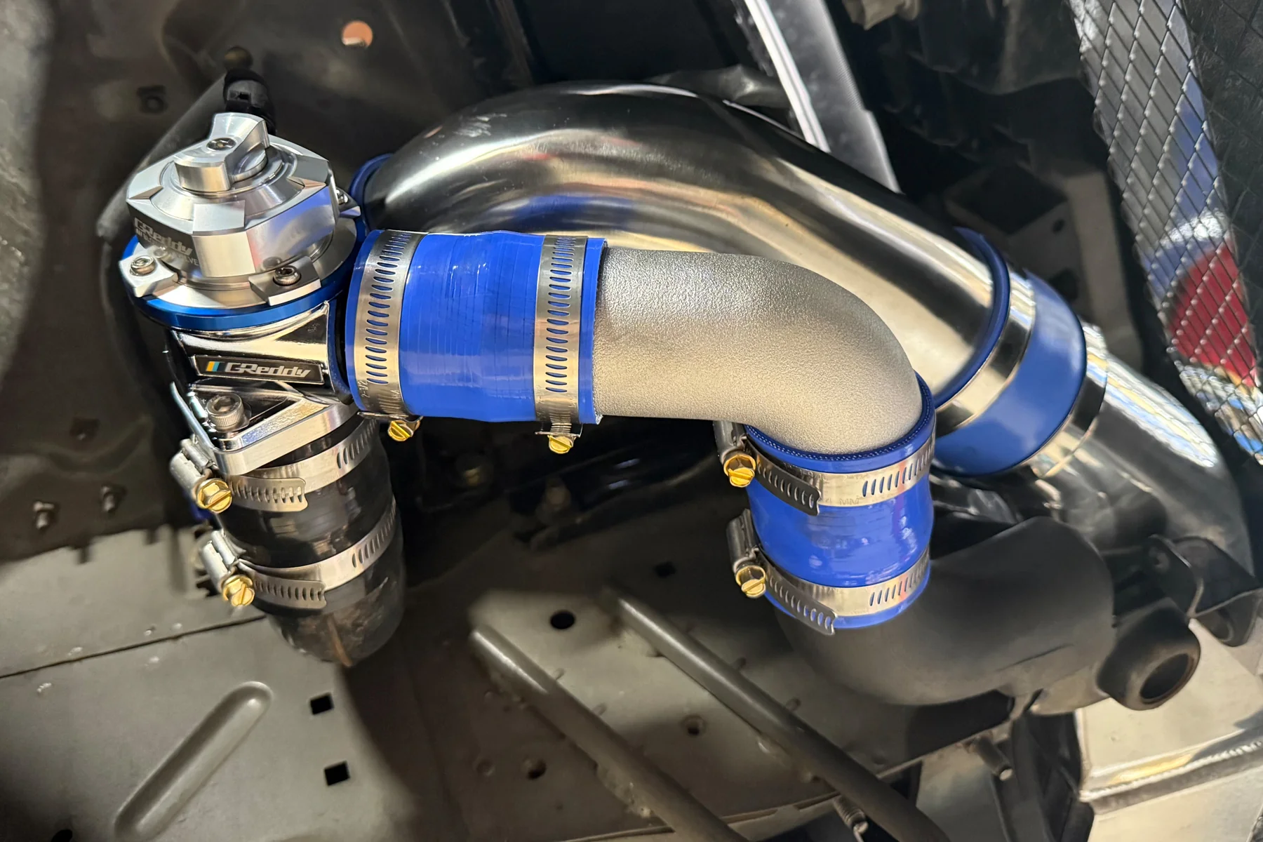 GREDDY TYPE-FV2 BOV KIT   BNR32 BCNR33 BNR34 - (11521215 11521220) - Image 2