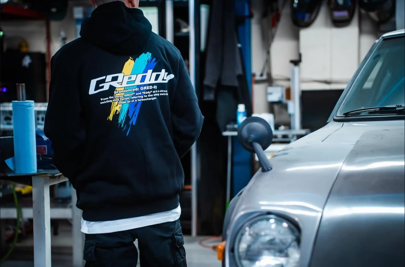 GReddy Definition Pullover Hood - Black - Image 4