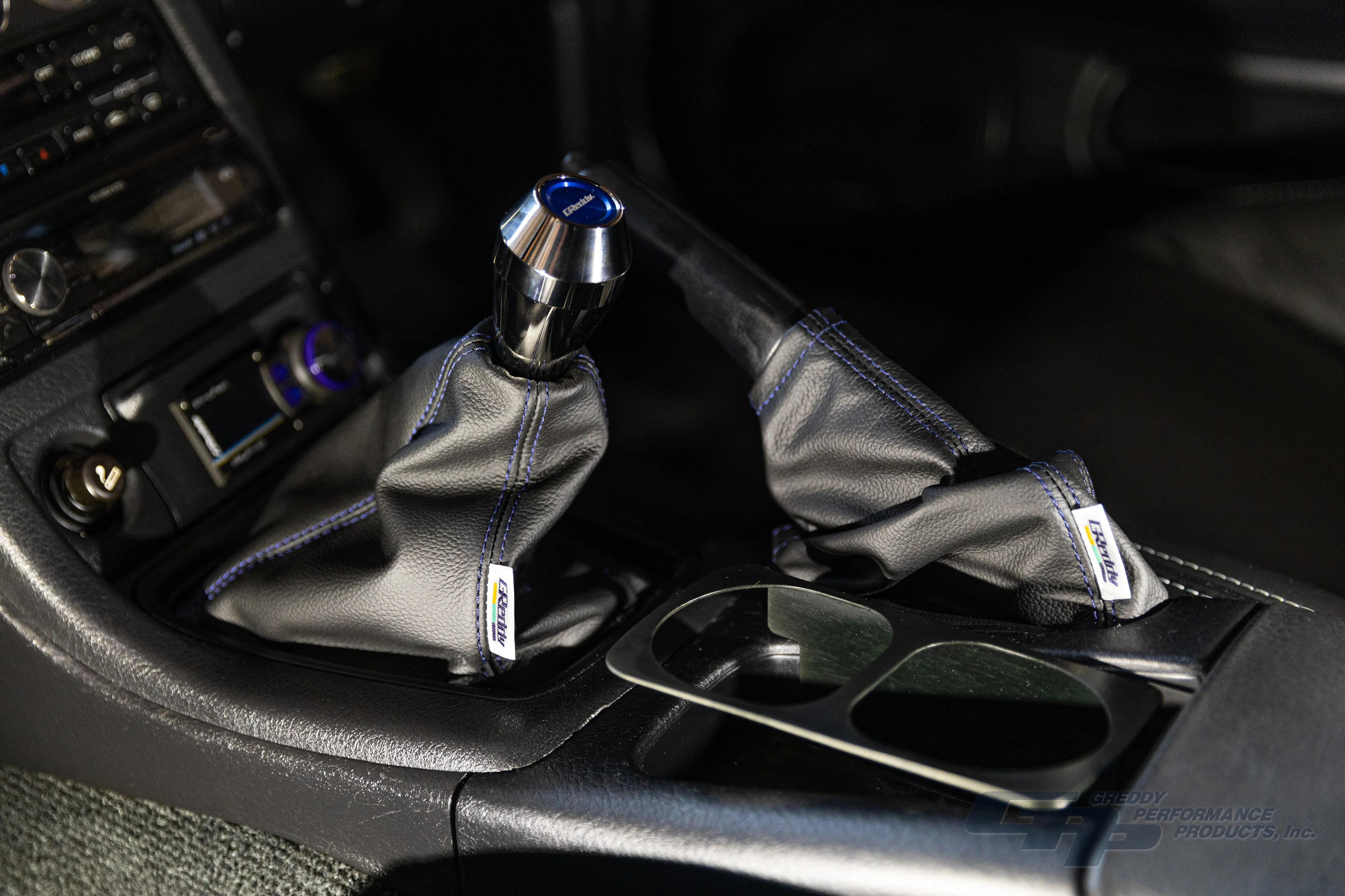 GREDDY SHIFT BOOT SKYLINE GT-R BNR32 GENUINE LEATHER - (16520701) - Image 3